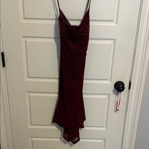 Elegant Burgundy Evening Dress